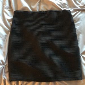 Women’a black pencil skirt Forever 21